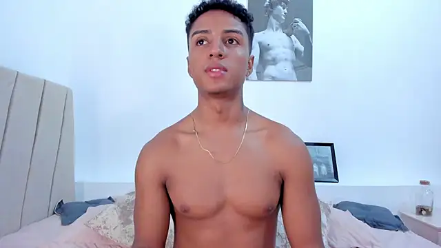 Snapshot of MagnusKing_ chatting on July 28, 2026, 3:25 am MagnusKing online show from July 28, 2026, 3:25 am