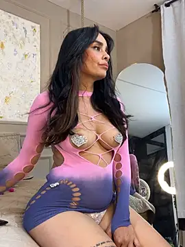 Snapshot of Alishak chatting on November 2, 2025, 7:08 pm Alishak online show from November 2, 2025, 7:08 pm