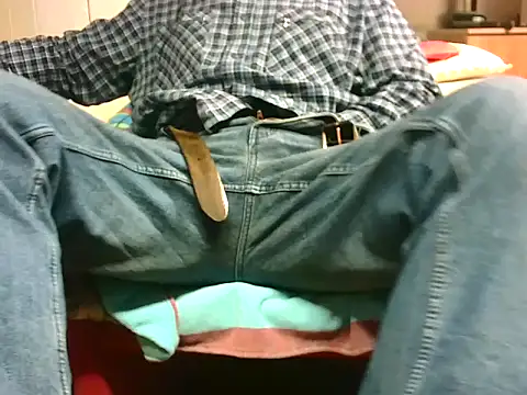 Snapshot of Giulio35_Pika chatting on February 28, 2026, 5:18 am Giulio35 Pika online show from February 28, 2026, 5:18 am