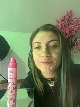 Snapshot of Broklinwhite_ chatting on May 30, 2026, 1:28 pm Broklinwhite online show from May 30, 2026, 1:28 pm