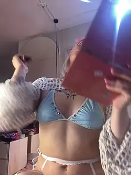 Snapshot of Broklinwhite_ chatting on June 2, 2026, 1:00 pm Broklinwhite online show from June 2, 2026, 1:00 pm