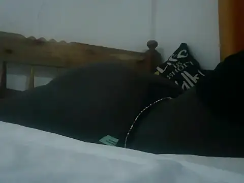 Snapshot of Mercydiva chatting on March 21, 2026, 10:24 pm Mercydiva online show from March 21, 2026, 10:24 pm