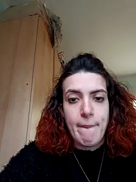 Snapshot of LadyMinnie chatting on October 25, 2025, 3:34 pm LadyMinnie online show from October 25, 2025, 3:34 pm