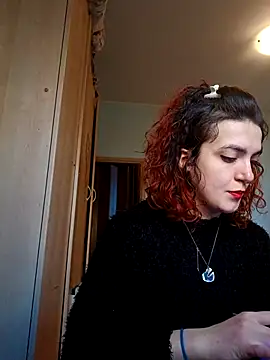 Snapshot of LadyMinnie chatting on October 28, 2025, 10:36 am LadyMinnie online show from October 28, 2025, 10:36 am