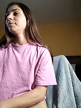 Snapshot of AntoniaHottie chatting on November 28, 2025, 8:25 am AntoniaHottie online show from November 28, 2025, 8:25 am