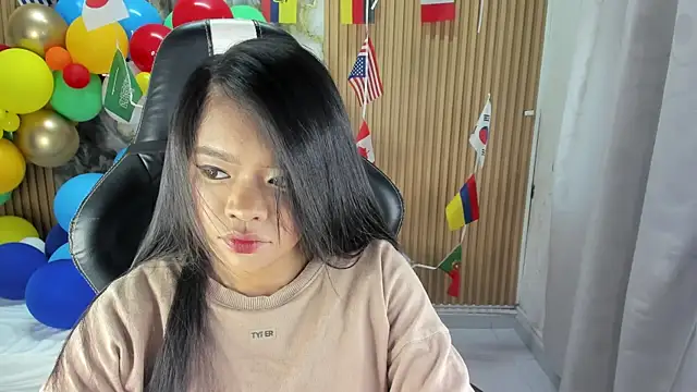 Snapshot of Lili_16 chatting on June 30, 2026, 11:10 am Lili 16 online show from June 30, 2026, 11:10 am