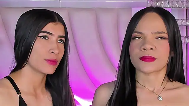 Snapshot of siara_and_zoe chatting on May 28, 2026, 10:26 pm siara and zoe online show from May 28, 2026, 10:26 pm