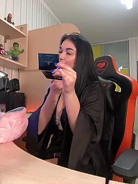 Snapshot of Julietta_a chatting on February 24, 2025, 8:25 pm Julietta a online show from February 24, 2025, 8:25 pm