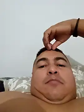 Snapshot of gordito_xx chatting on February 9, 2025, 7:15 am gordito xx online show from February 9, 2025, 7:15 am