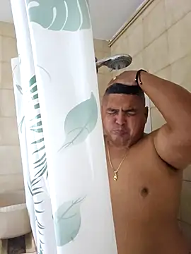 Snapshot of gordito_xx chatting on September 24, 2025, 5:25 am gordito xx online show from September 24, 2025, 5:25 am