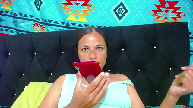 GiveLove1 online show from February 23, 2025, 4:50 am