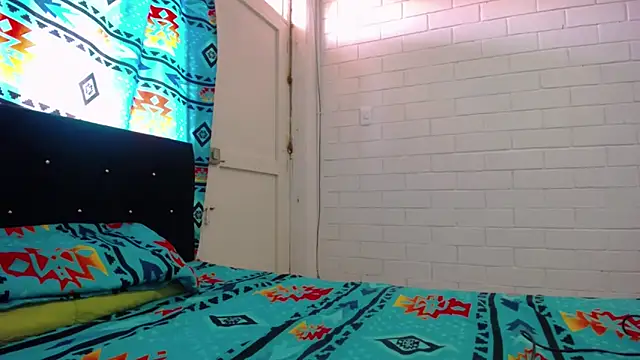 GiveLove1 online show from February 21, 2025, 8:49 pm