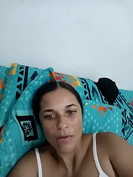 GiveLove1 online show from September 15, 2025, 4:13 am