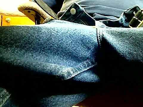 markluvskitty online show from November 17, 2025, 5:06 pm