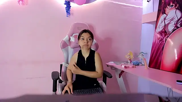 Snapshot of CharlotteMuller chatting on March 22, 2026, 2:51 pm CharlotteMuller online show from March 22, 2026, 2:51 pm