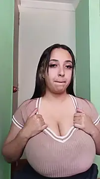 Snapshot of AmberGoddess_ chatting on June 5, 2026, 8:25 pm AmberGoddess online show from June 5, 2026, 8:25 pm
