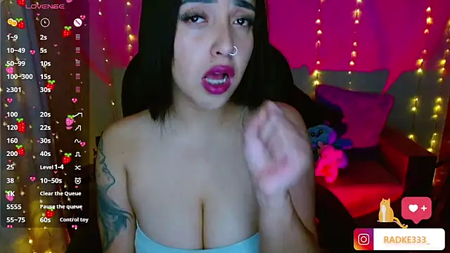 Snapshot of AmberGoddess_ chatting on February 26, 2026, 10:15 am AmberGoddess online show from February 26, 2026, 10:15 am