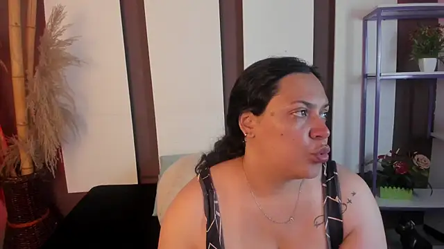 Snapshot of Biiancacox chatting on November 18, 2025, 3:10 am Biiancacox online show from November 18, 2025, 3:10 am