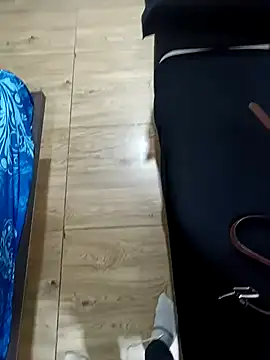 HeftyTheory7 online show from December 21, 2025, 10:17 am