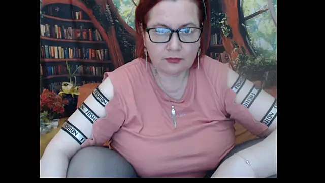 Snapshot of PlayfullMature chatting on July 12, 2026, 3:02 pm PlayfullMature online show from July 12, 2026, 3:02 pm