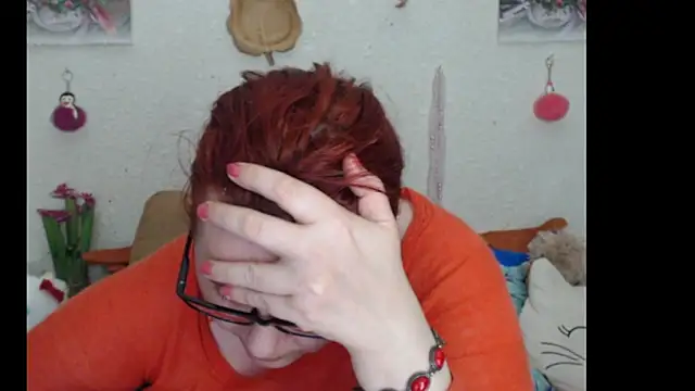 PlayfullMature online show from November 27, 2025, 9:43 am