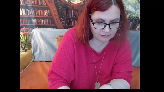 Snapshot of PlayfullMature chatting on June 7, 2026, 2:44 pm PlayfullMature online show from June 7, 2026, 2:44 pm