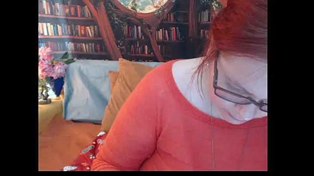 Snapshot of PlayfullMature chatting on June 12, 2026, 1:42 pm PlayfullMature online show from June 12, 2026, 1:42 pm