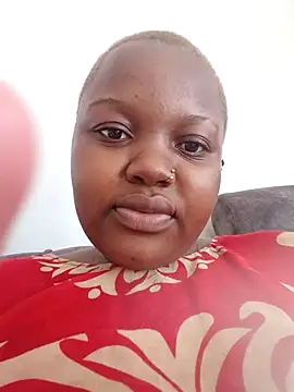 queennapal online show from May 6, 2026, 8:51 am