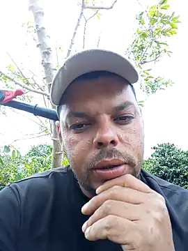 Snapshot of Widson321 chatting on October 10, 2025, 1:23 pm Widson321 online show from October 10, 2025, 1:23 pm