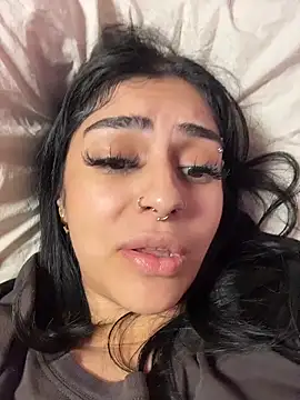 ThickerThanYoBitch online show from October 14, 2025, 2:17 pm