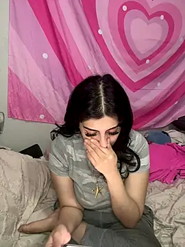 ThickerThanYoBitch online show from September 27, 2025, 2:45 pm