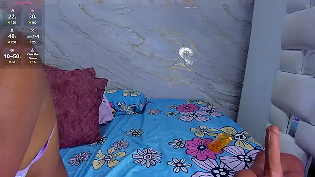 Snapshot of mariamRosse chatting on November 7, 2025, 3:00 am mariamRosse online show from November 7, 2025, 3:00 am