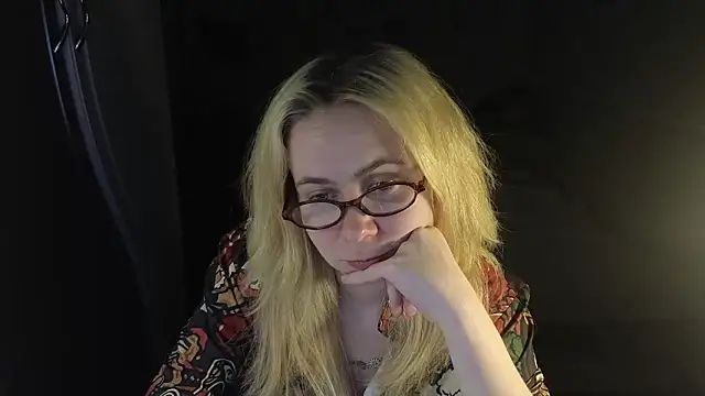 Riley Roo online show from March 3, 2026, 5:20 pm