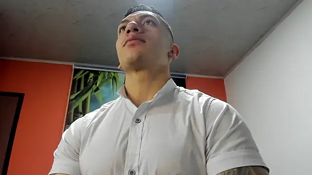 Snapshot of aquiles_51 chatting on December 2, 2025, 1:02 pm aquiles 51 online show from December 2, 2025, 1:02 pm