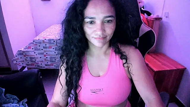 Snapshot of rayza_mature_154 chatting on June 4, 2026, 3:38 pm rayza mature 154 online show from June 4, 2026, 3:38 pm