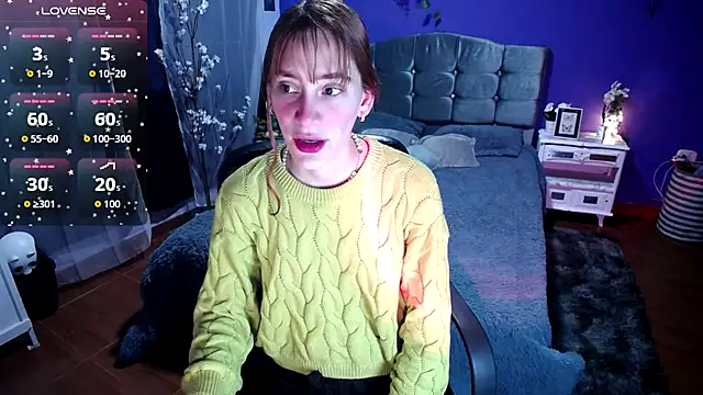 Snapshot of IsaBaileys_ chatting on November 8, 2025, 9:40 pm IsaBaileys online show from November 8, 2025, 9:40 pm