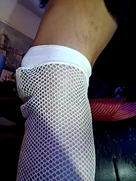 Snapshot of Mune_Raez_6 chatting on December 2, 2025, 4:03 am Mune Raez 6 online show from December 2, 2025, 4:03 am