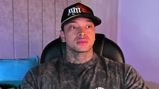 Snapshot of Stiven_collins chatting on March 22, 2026, 8:05 am Stiven collins online show from March 22, 2026, 8:05 am