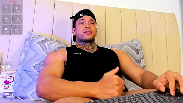 Snapshot of Stiven_collins chatting on February 28, 2026, 4:45 am Stiven collins online show from February 28, 2026, 4:45 am