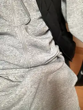 Snapshot of 114514hlove chatting on February 2, 2025, 1:23 am 114514hlove online show from February 2, 2025, 1:23 am