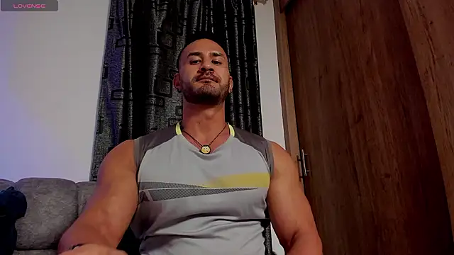 Snapshot of curt_xxx chatting on March 1, 2026, 2:00 am curt xxx online show from March 1, 2026, 2:00 am