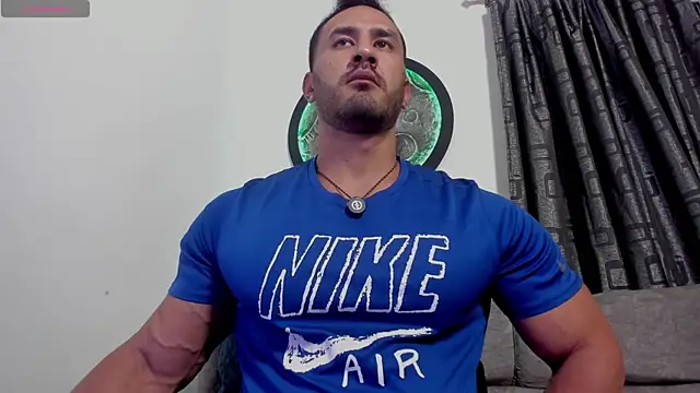 curt xxx online show from June 18, 2026, 2:32 am