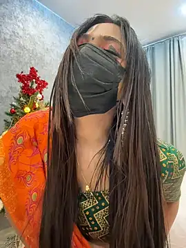 Snapshot of Monalisadon018 chatting on December 28, 2024, 2:33 am Monalisadon018 online show from December 28, 2024, 2:33 am