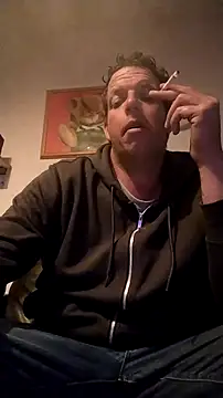 Snapshot of Knuffelstaaf123 chatting on April 14, 2026, 7:08 pm Knuffelstaaf123 online show from April 14, 2026, 7:08 pm