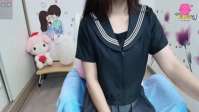 Snapshot of _Mizuki_ chatting on October 7, 2025, 5:36 pm Mizuki online show from October 7, 2025, 5:36 pm