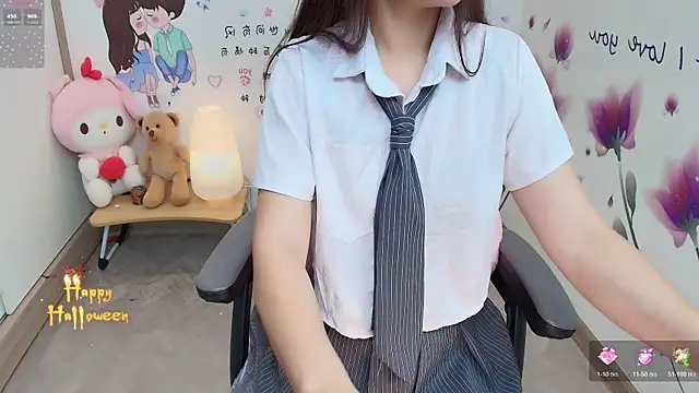 Snapshot of _Mizuki_ chatting on November 1, 2025, 2:55 pm Mizuki online show from November 1, 2025, 2:55 pm