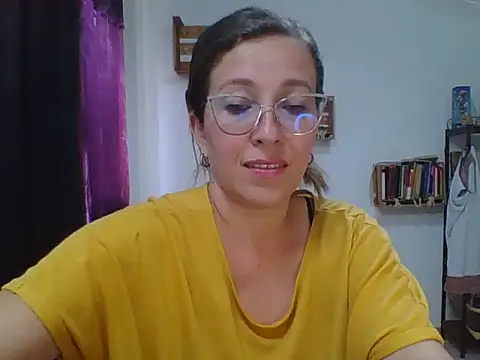 charlott ponce online show from September 26, 2025, 7:21 pm