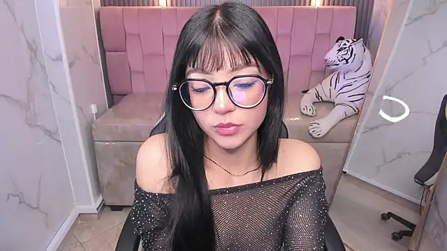 Snapshot of _mia_collins_b_ chatting on October 8, 2025, 1:12 pm mia collins b online show from October 8, 2025, 1:12 pm