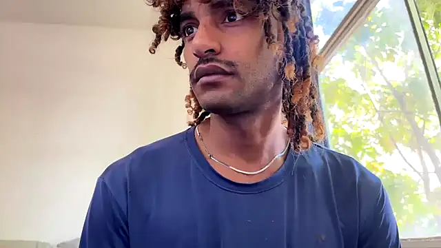 Snapshot of gerson173Hugo chatting on November 11, 2025, 12:00 pm gerson173Hugo online show from November 11, 2025, 12:00 pm