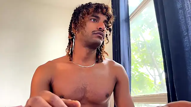 Snapshot of gerson173Hugo chatting on October 15, 2025, 10:56 am gerson173Hugo online show from October 15, 2025, 10:56 am